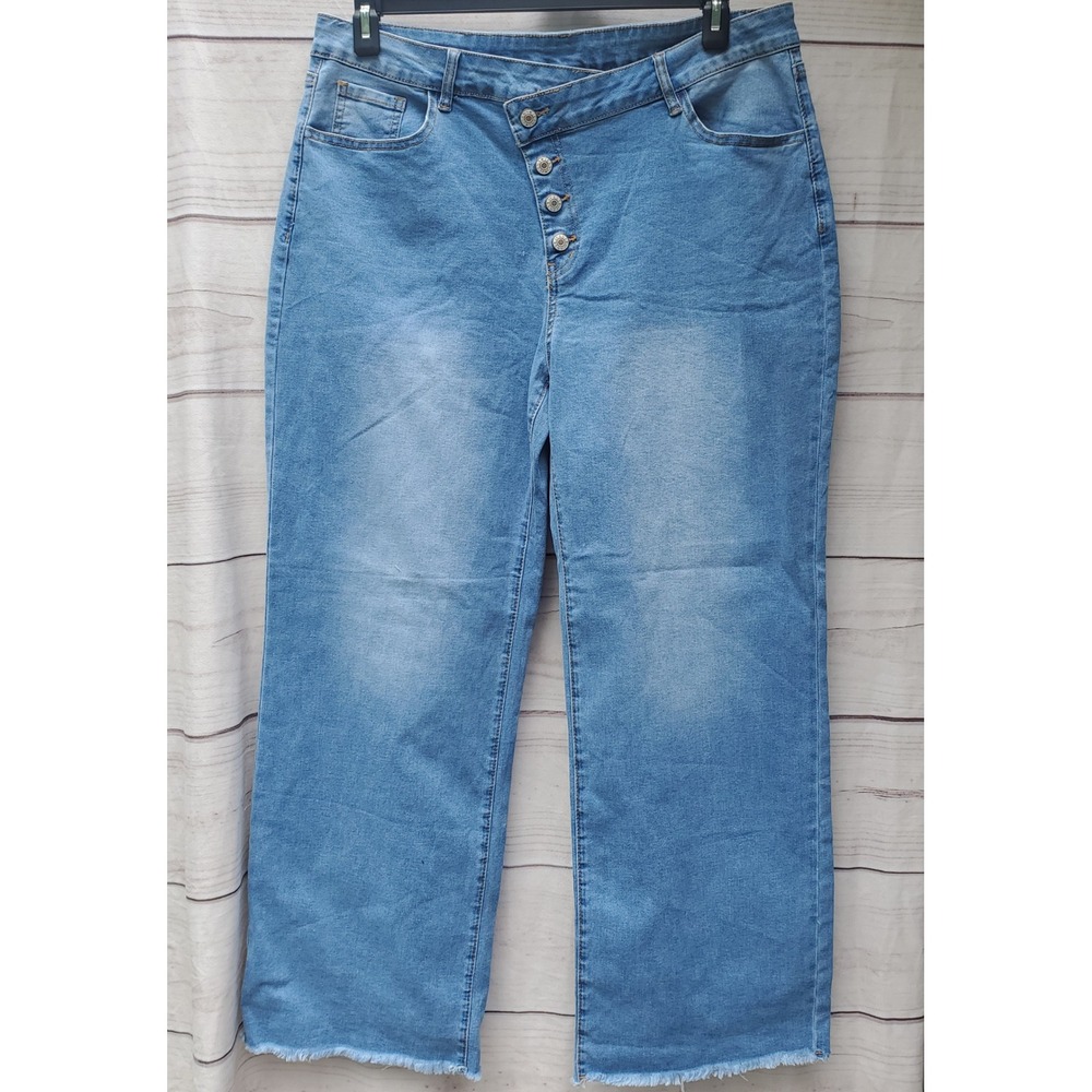 Sidefeel Womens wide leg Button Fly Capri Jeans Light Wash Frayed Hem 18